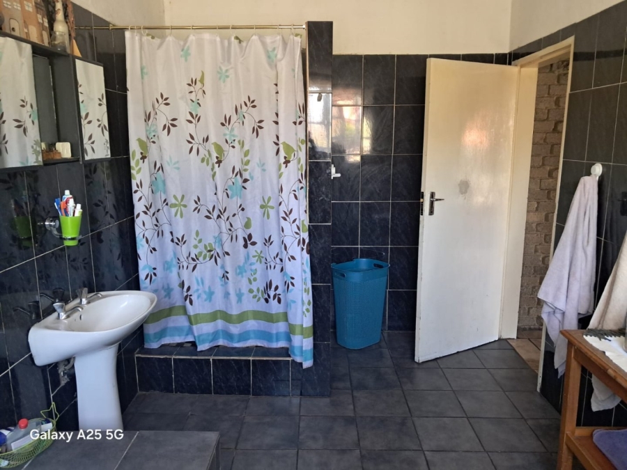 3 Bedroom Property for Sale in Oos Einde North West